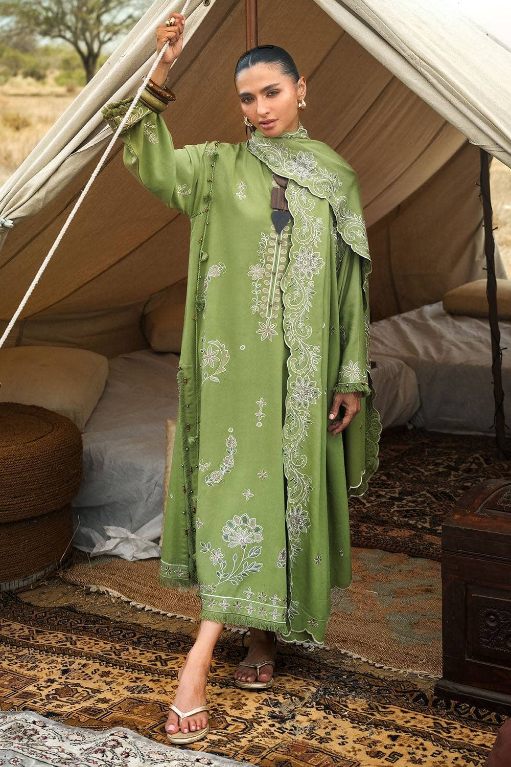 img_gul_ahmed_winter_awwal_boutique