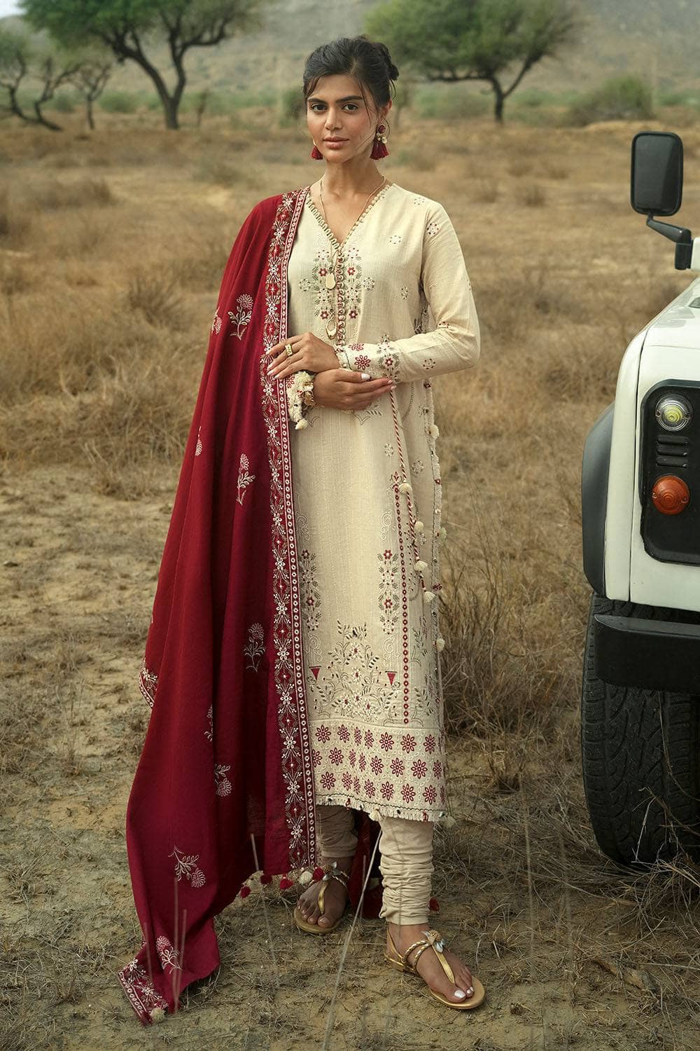 img_gul_ahmed_winter_awwal_boutique