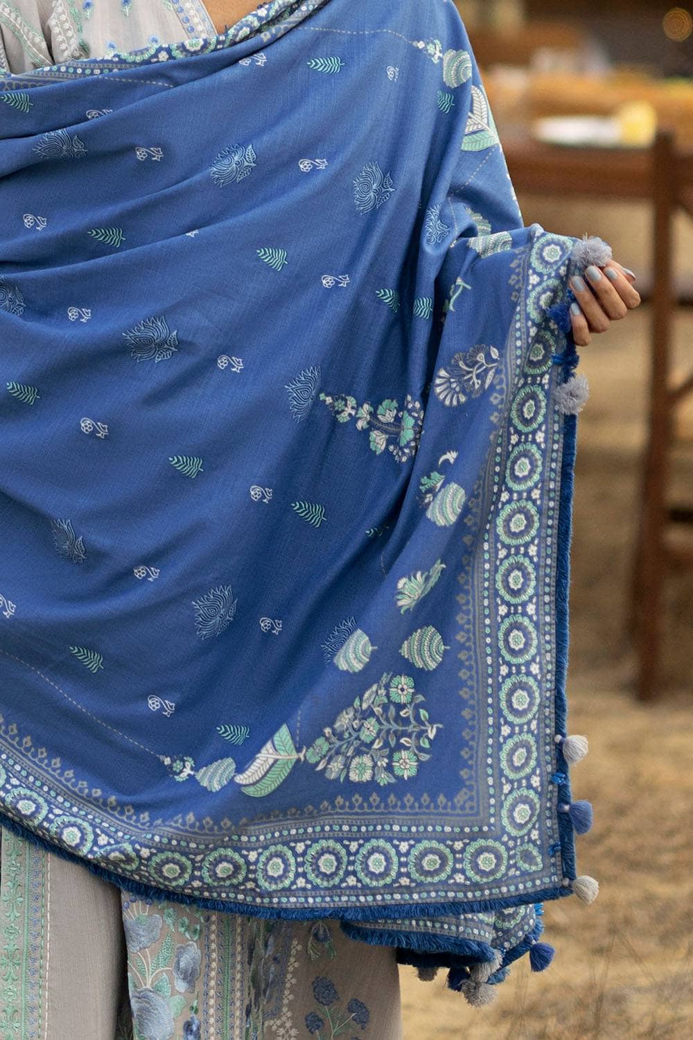 img_gul_ahmed_khaddar_awwal_boutique