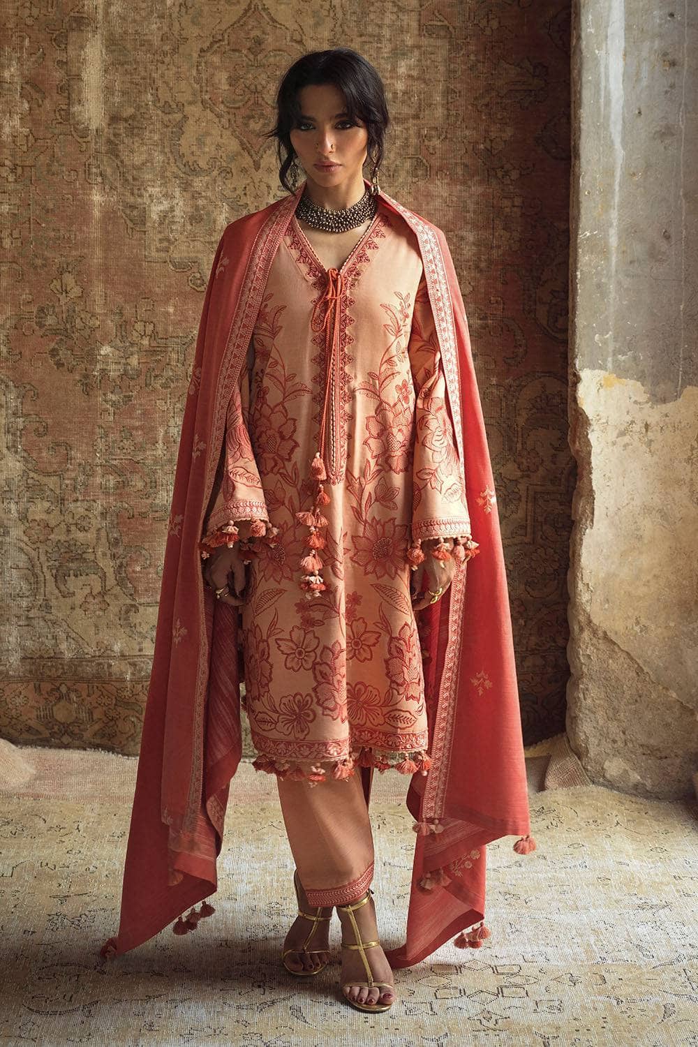 img_gul_ahmed_winter_awwal_boutique