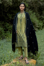 img_gul_ahmed_charm_of_winter_awwal_boutique