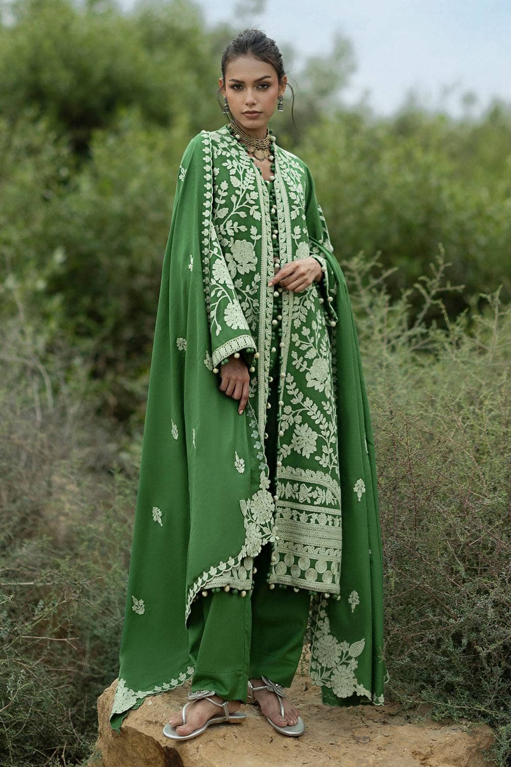 img_gul_ahmed_charm_of_winter_awwal_boutique