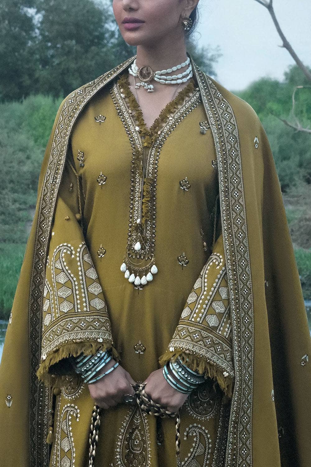 img_gul_ahmed_charm_of_winter_awwal_boutique