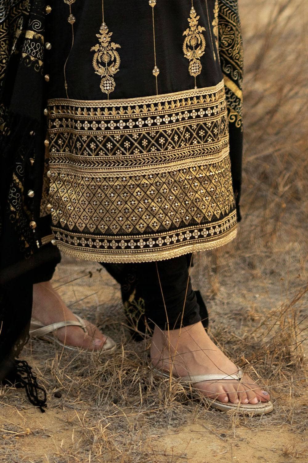 img_gul_ahmed_khaddar_awwal_boutique