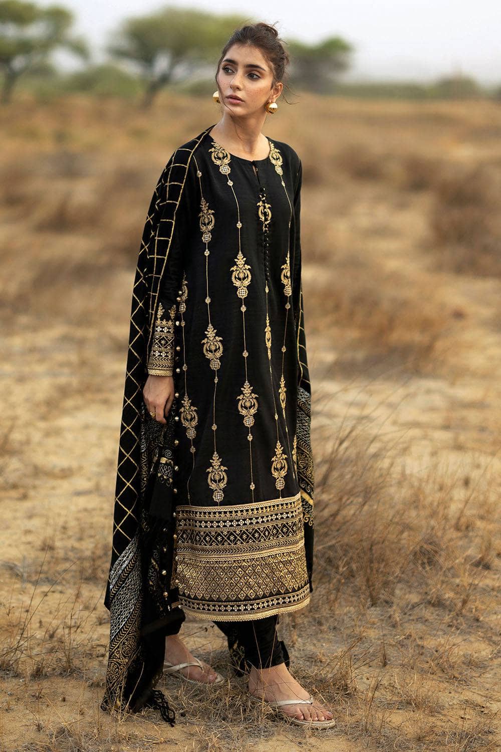 img_gul_ahmed_winter_awwal_boutique