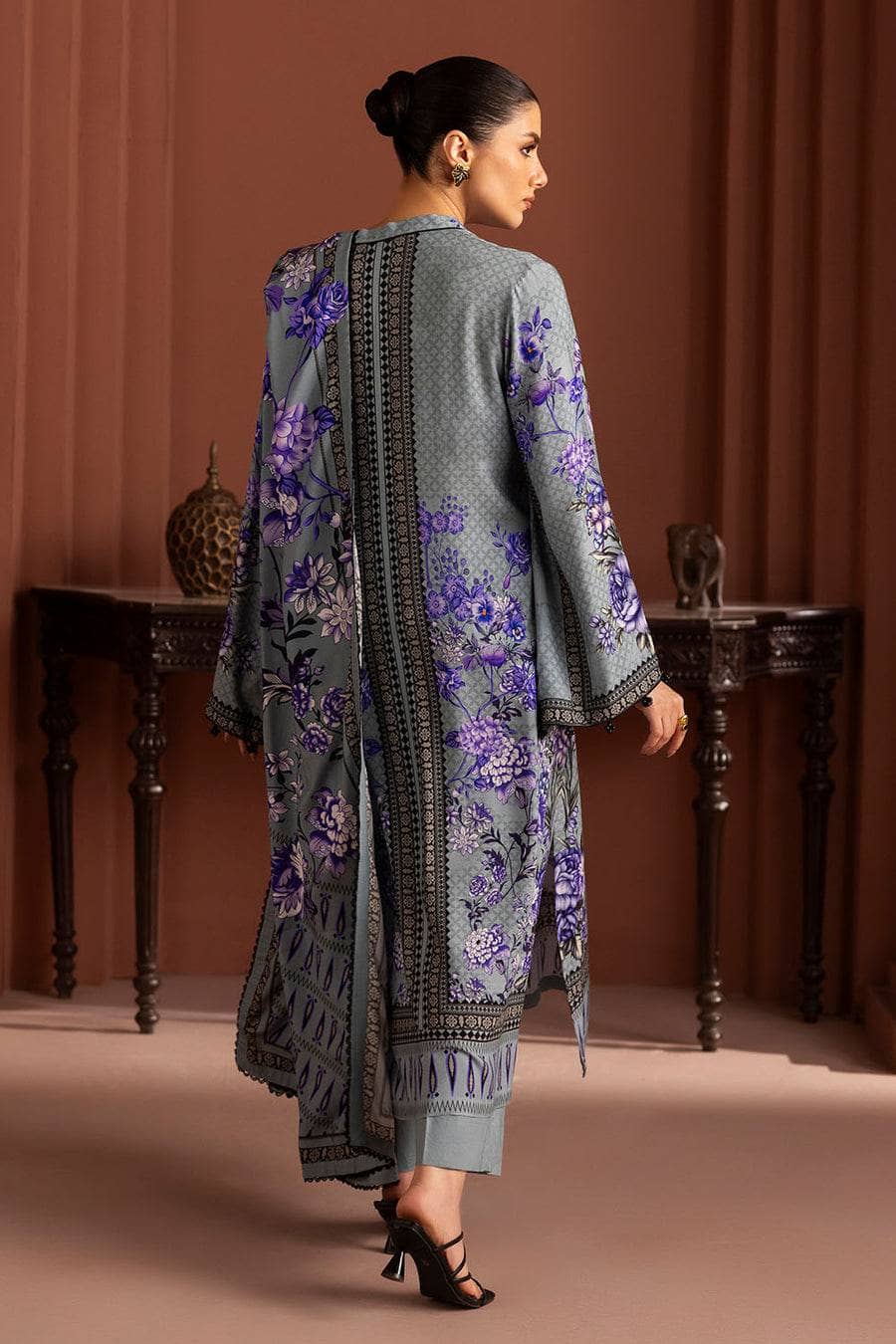 Gul Ahmed Crafted In Winter/LT 62007