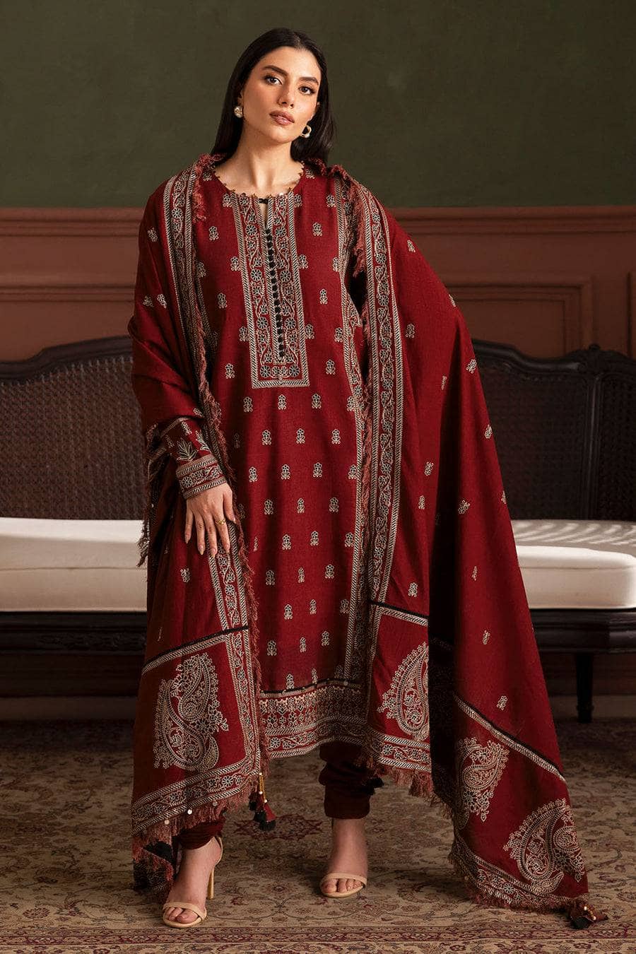 img_gul_ahmed_whisoers_of_the_season_awwal_boutique