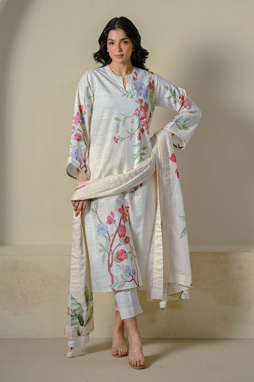 img_gul_ahmed_naqsh_winter_awwal_boutique