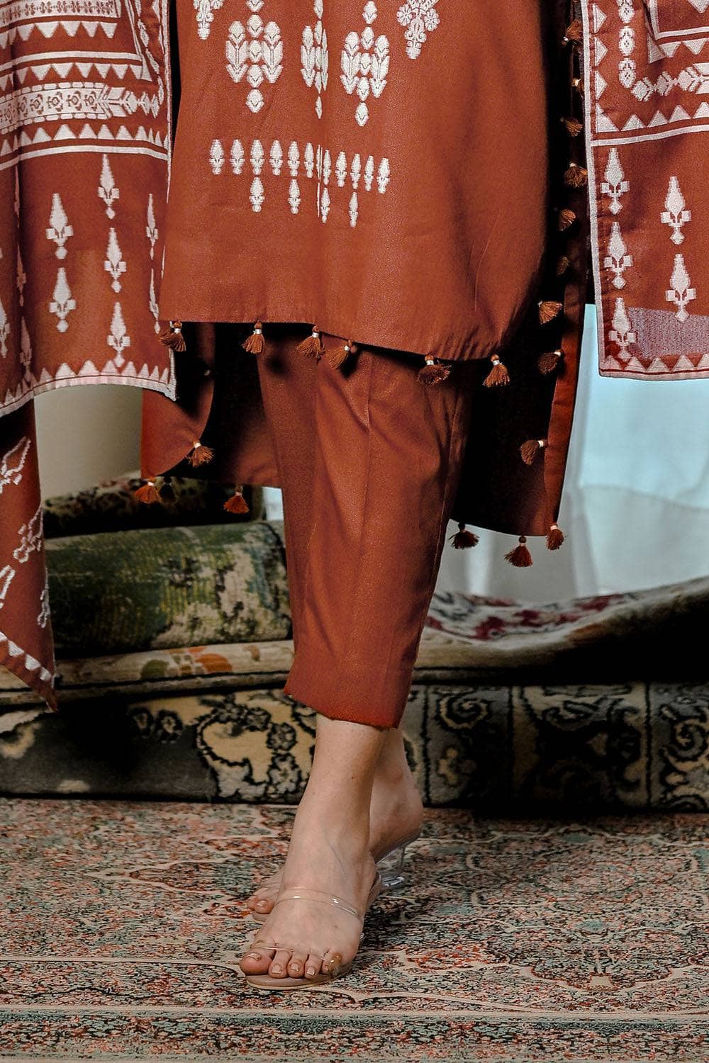 Gul Ahmed  Naqsh Winter/MJ -62018/Karandi Velvet Jacquar