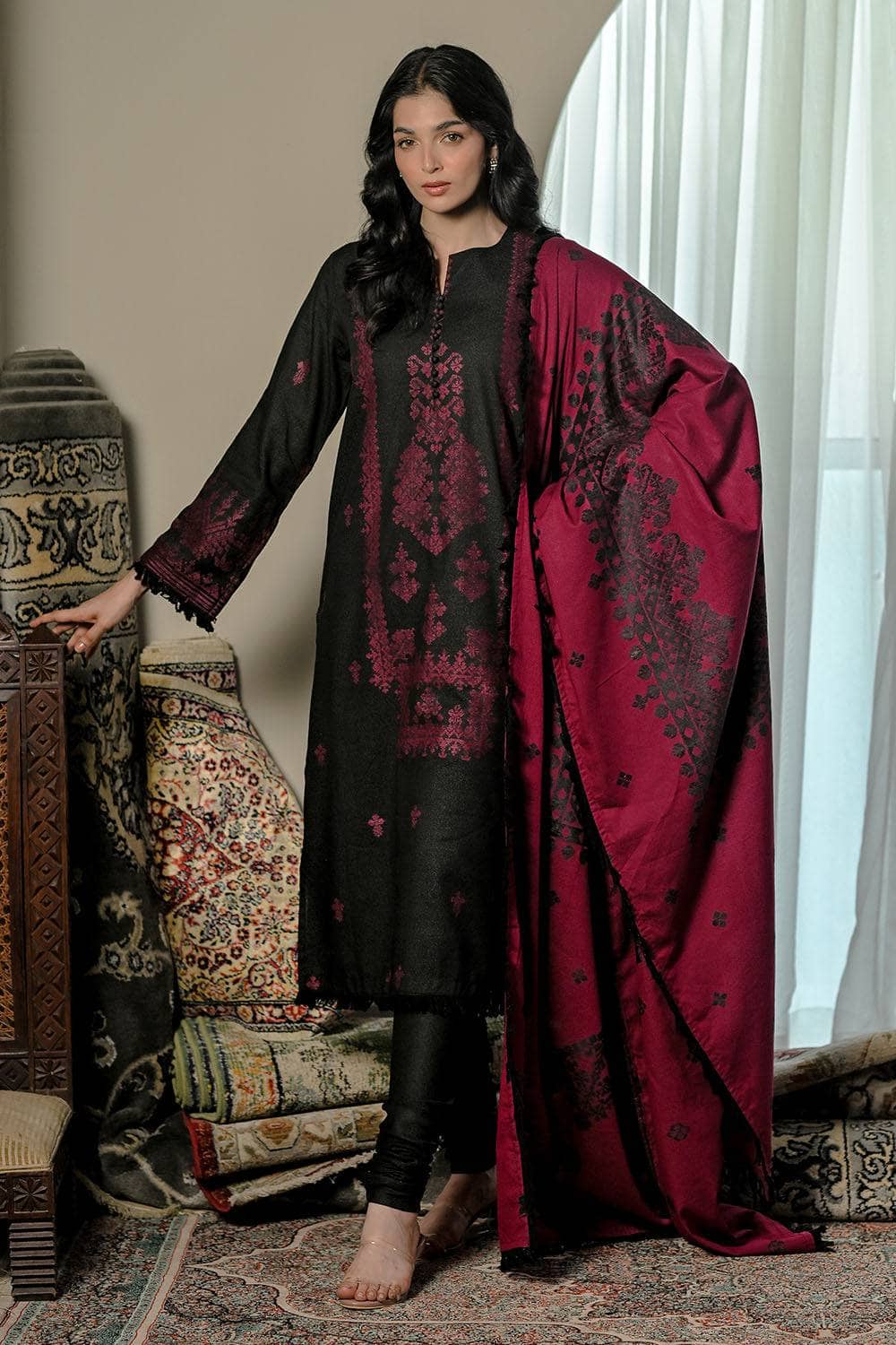 img_gul_ahmed_naqsh_winter_awwal_boutique
