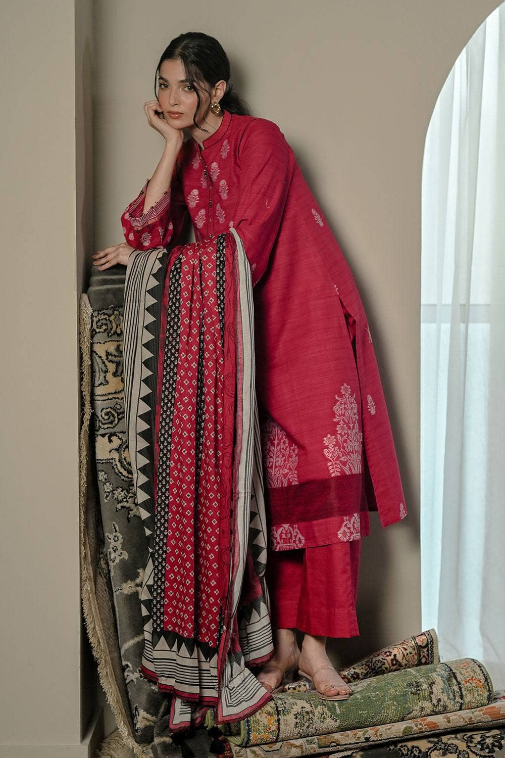 img_gul_ahmed_naqsh_winter_awwal_boutique