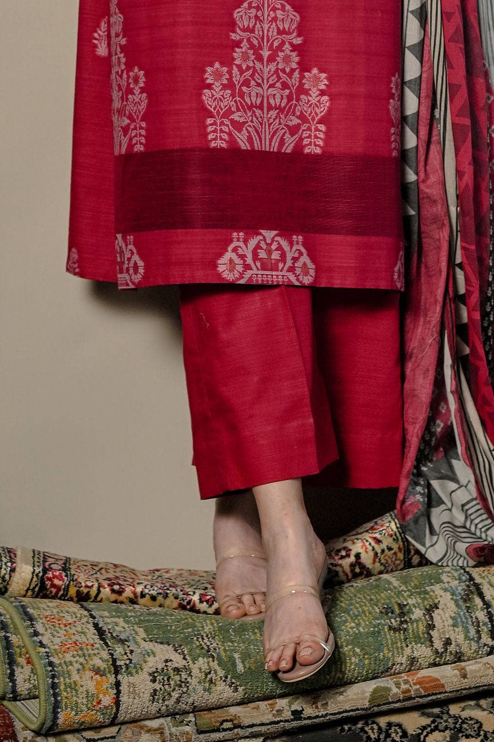 Gul Ahmed  Naqsh Winter/MJ -62030/Jacquard Suit