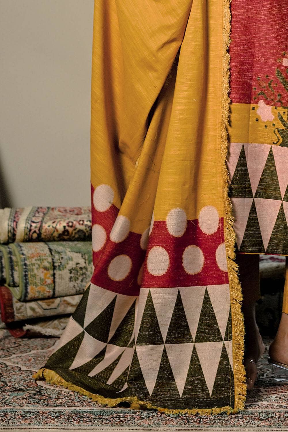 Gul Ahmed  Naqsh Winter/MJ -62031/Jacquard Suit