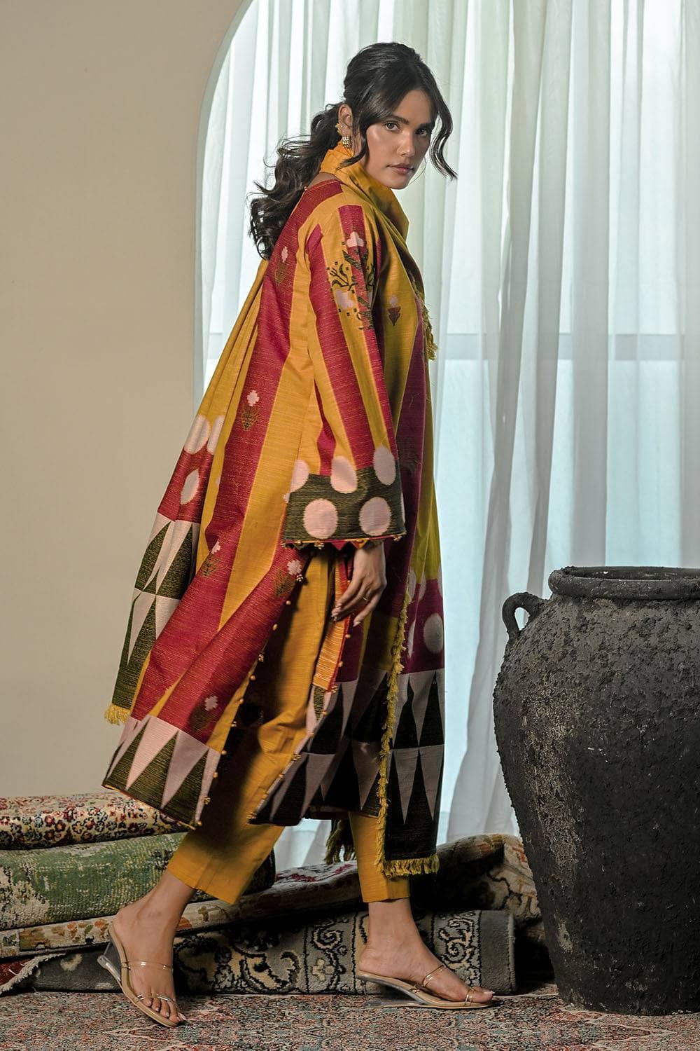 Gul Ahmed  Naqsh Winter/MJ -62031/Jacquard Suit