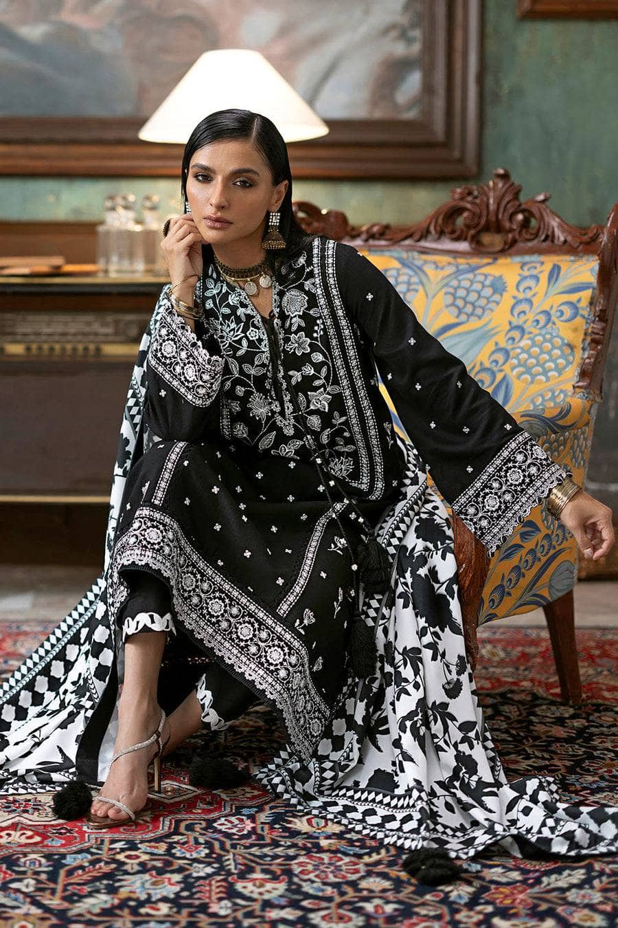 img_gul_ahmed_whisoers_of_the_season_awwal_boutique