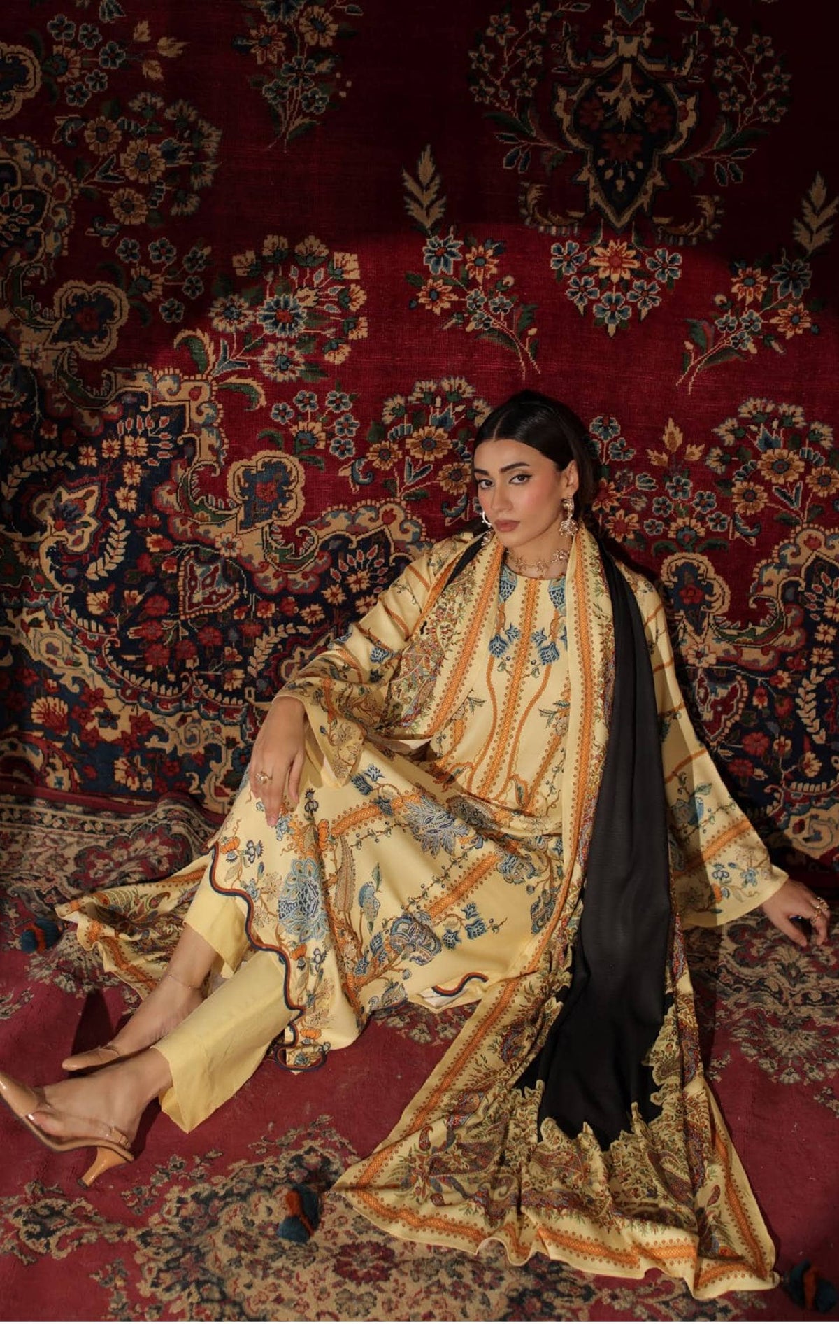 img_gul_ahmed_winter_awwal_boutique