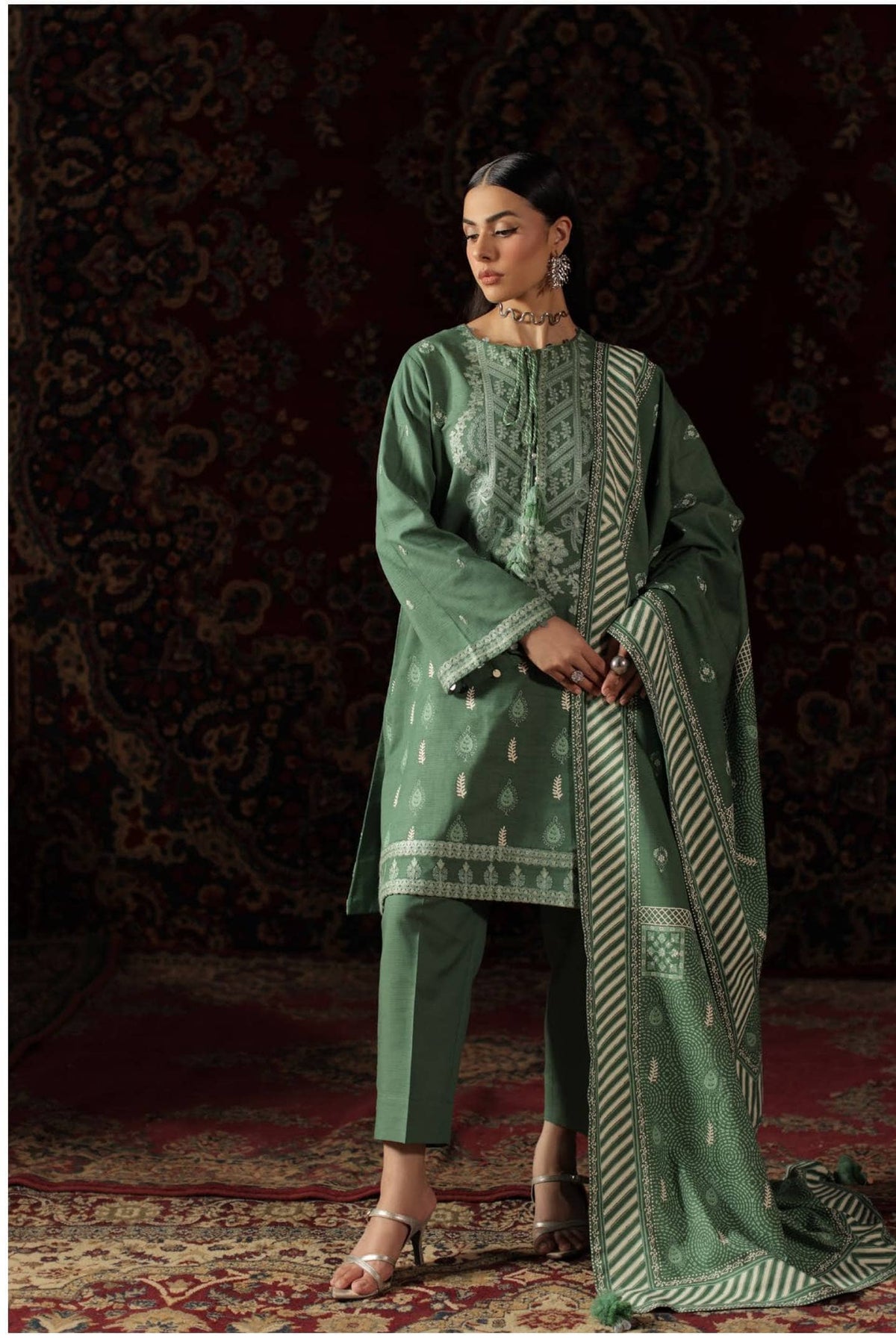 ing_gul_ahmed_winter_awwal_boutique