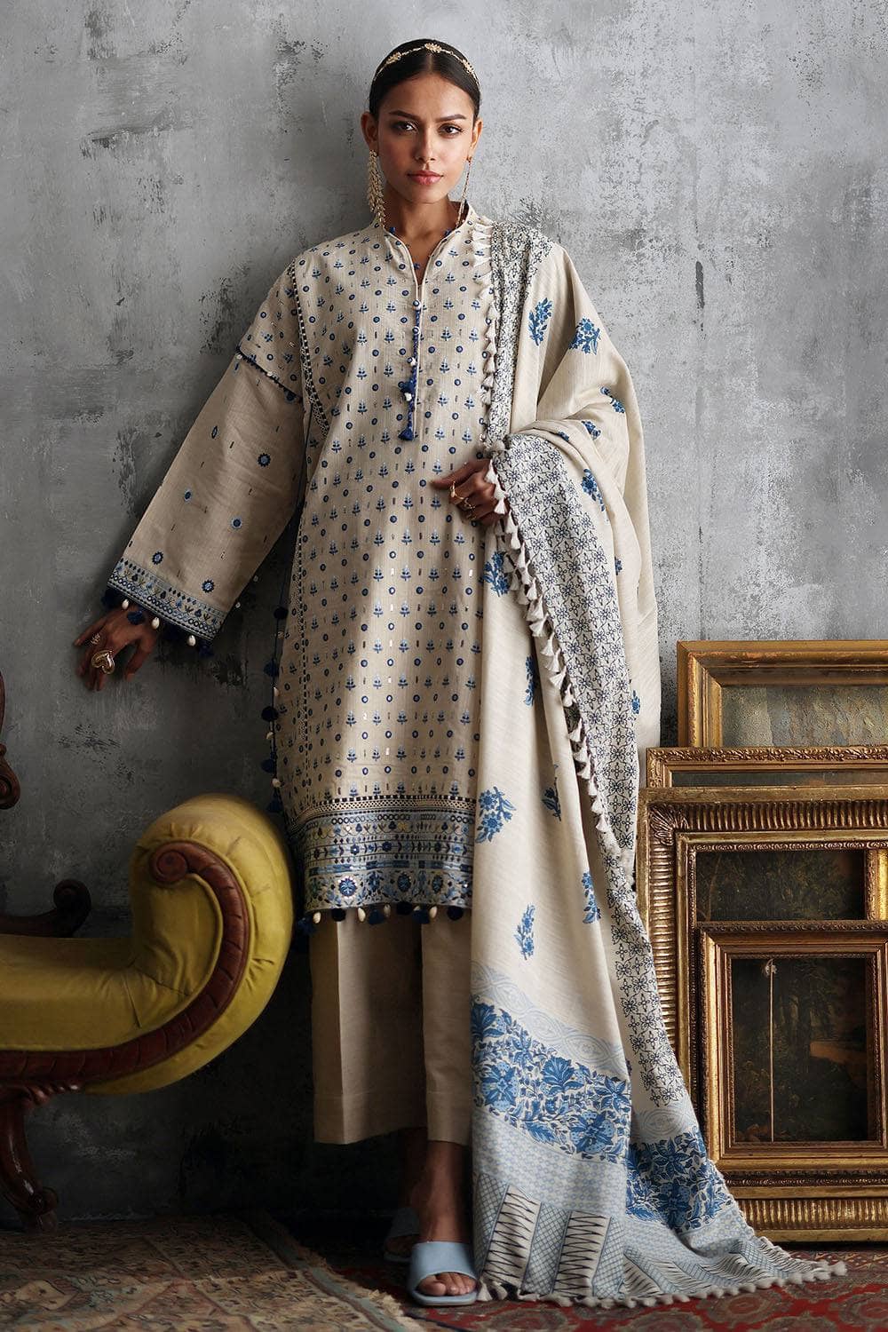 img_gul_ahmed_winter_story_awwal_boutique