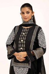 img_gul_ahmed_winter_24_Awwal_boutique
