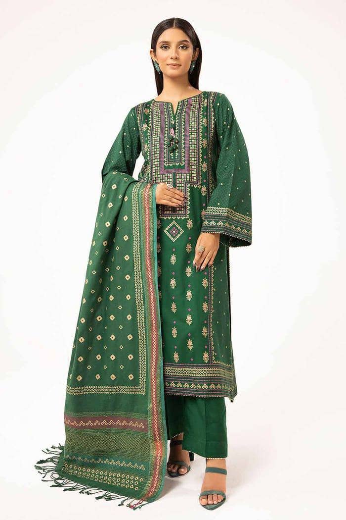 img_gul_ahmed_winter_24_awwal_boutique