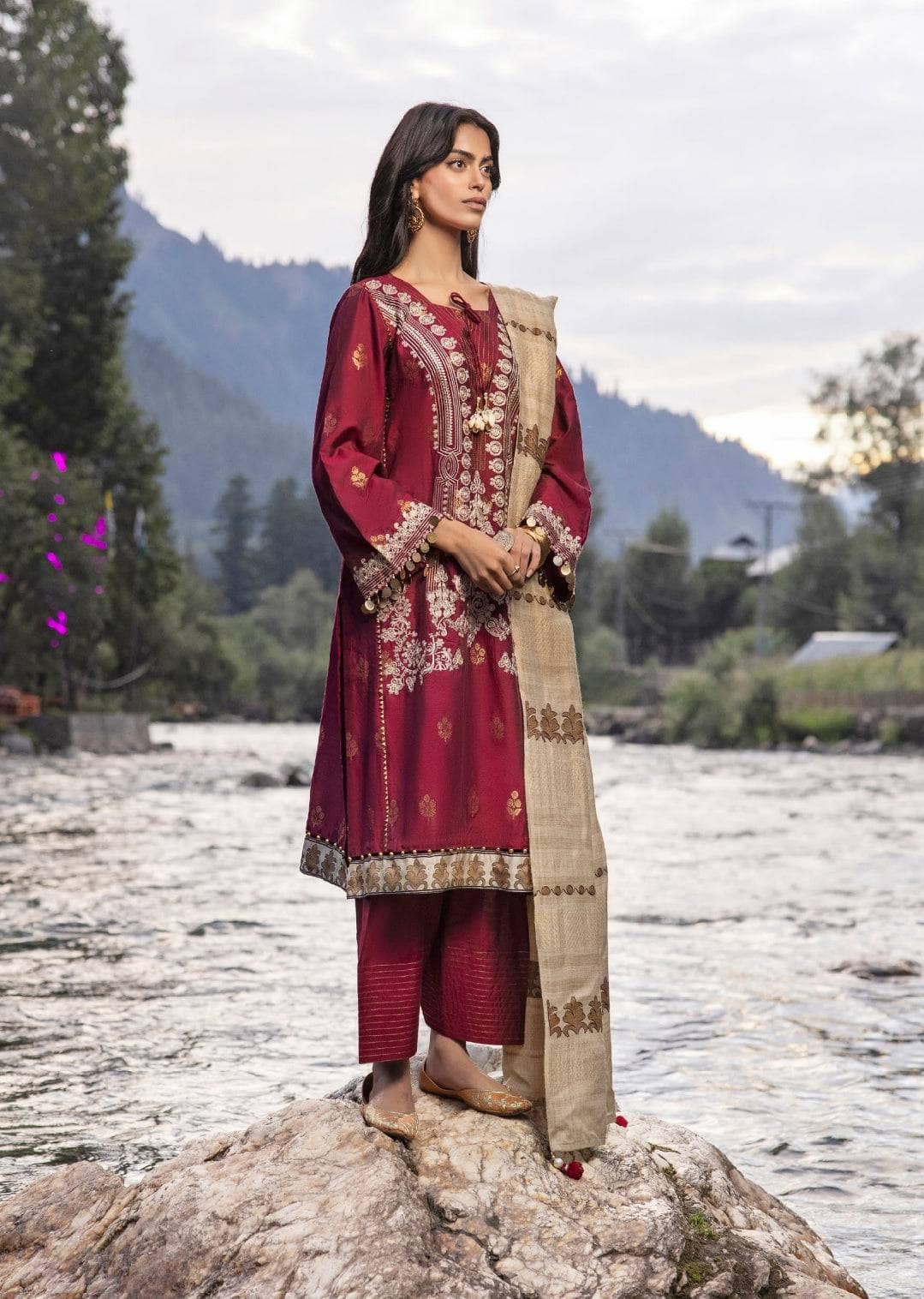 img_Ap42040_pashmina_shawl_awwal_boutique