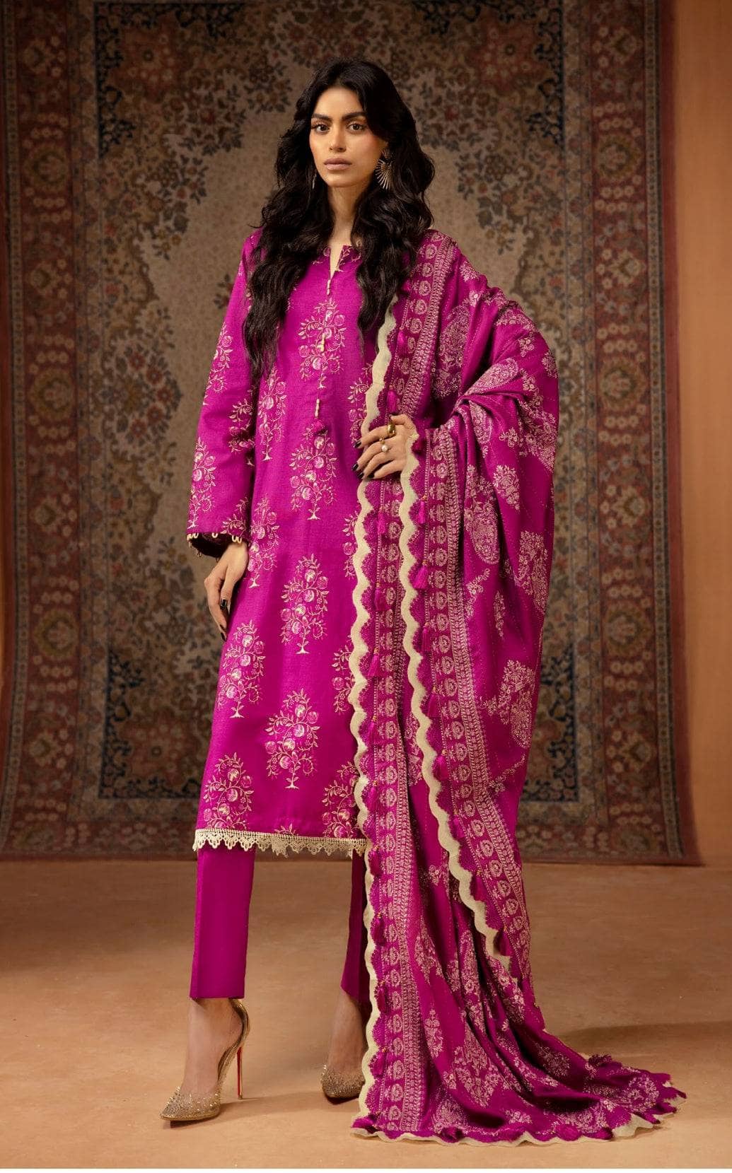 img_gul_ahmed_winter_24_awwal_boutique