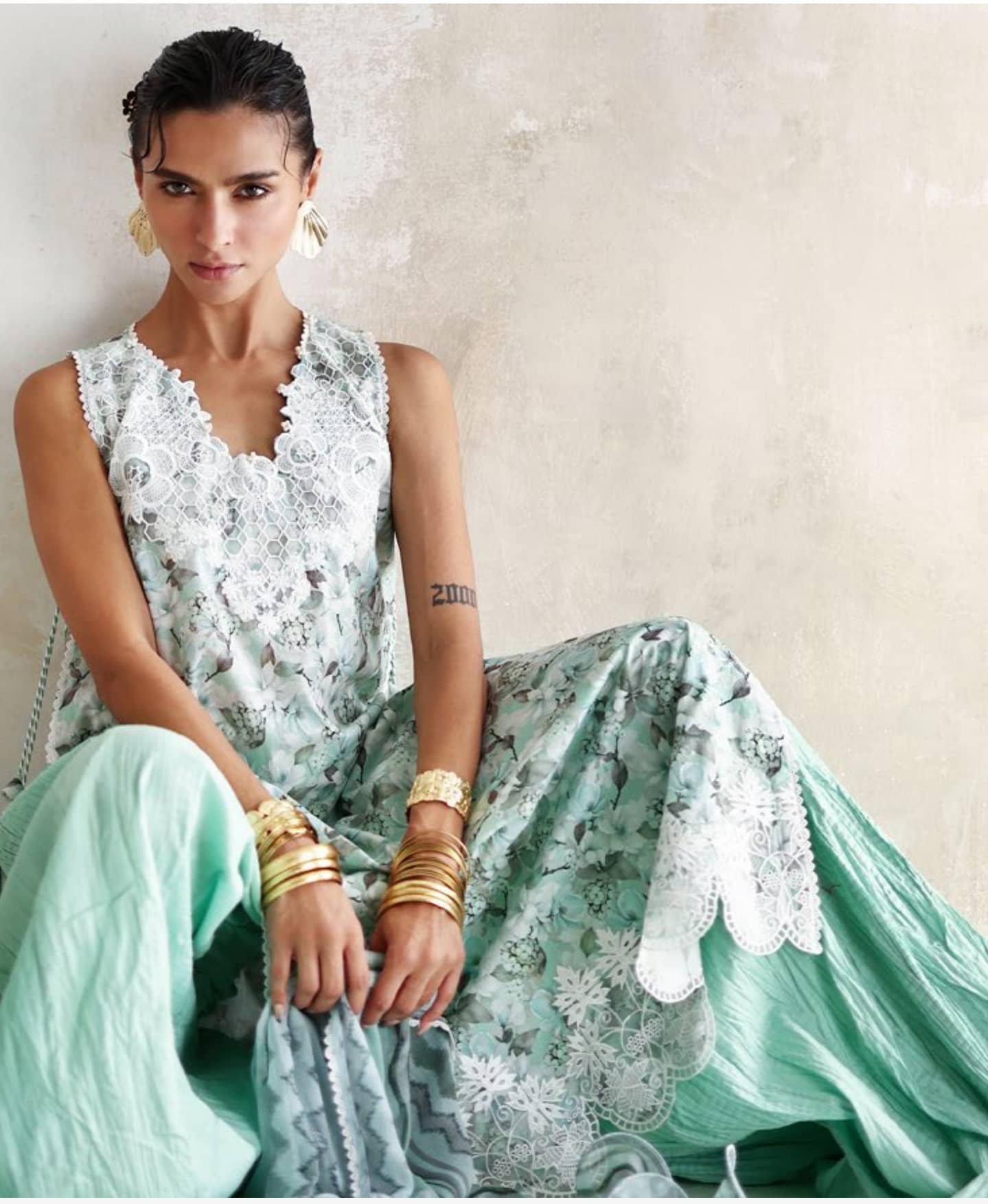 img_gul_ahmed_summer_luxe_awwal_boutique