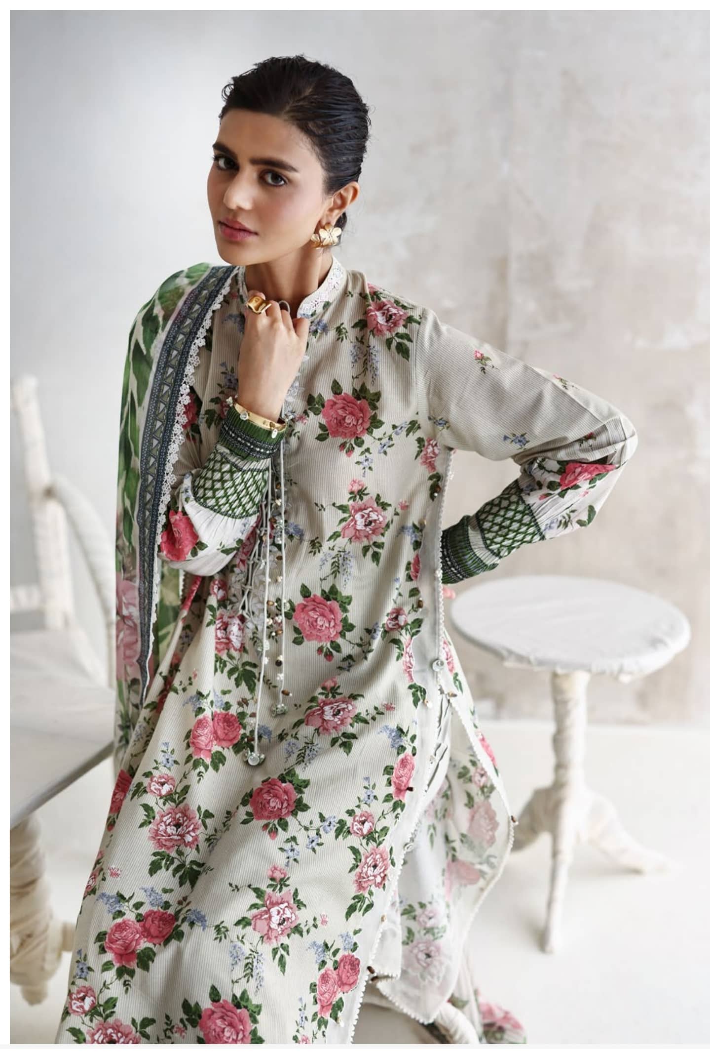 img_gul_ahmed_summer_luxe_awwal_boutique