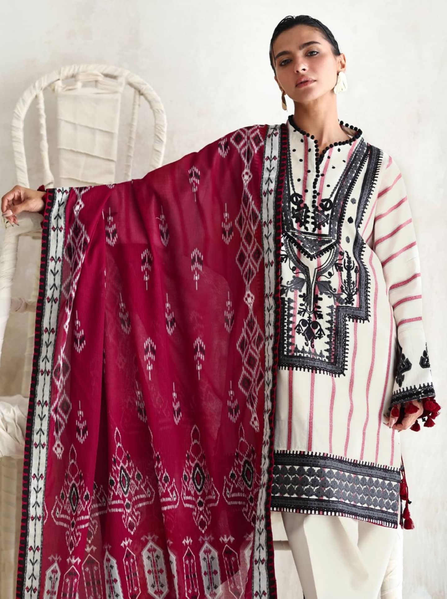 Gul Ahmed Luxe Summer/Noir Rose/SP62018