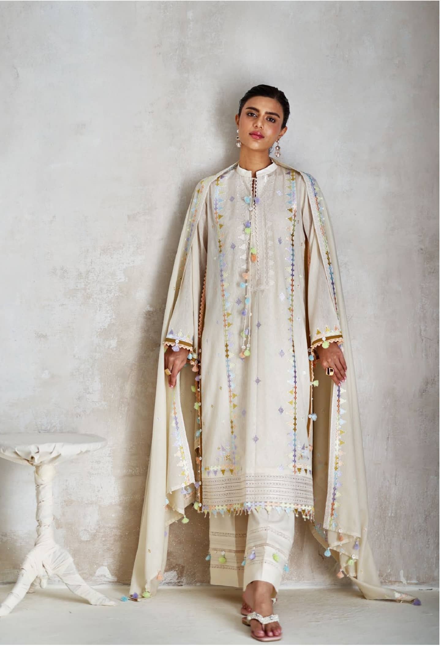img_gul_ahmed_summer_luxe_awwal_boutique
