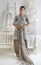 img_gul_ahmed_summer_luxe_awwal_boutique