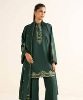 img_sapphire_winter_awwal_boutique