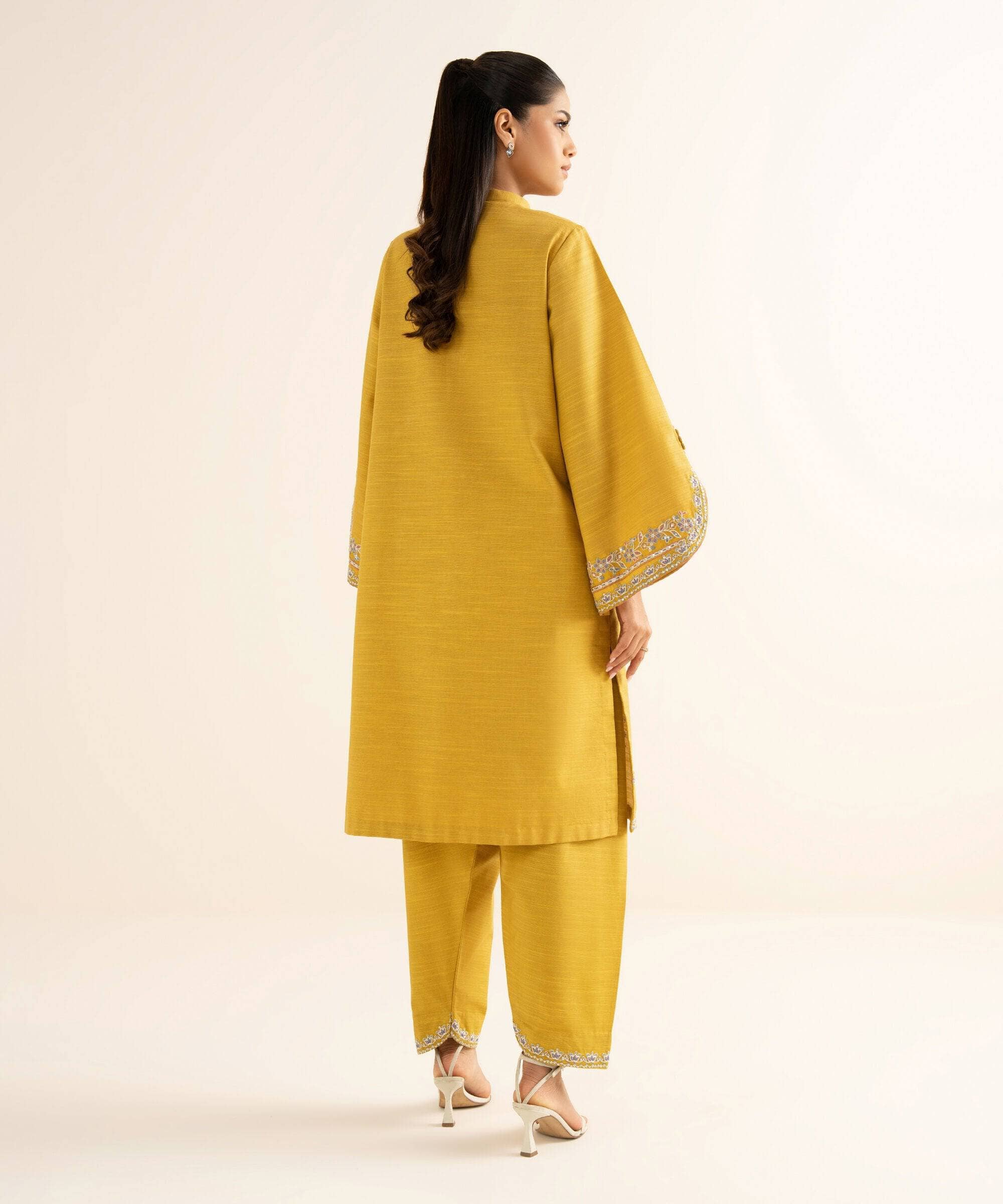 Sapphire Fall Winter 25/Embroidered Zari Khaddar/0U2TEST25V85/Shirt Bottom Set