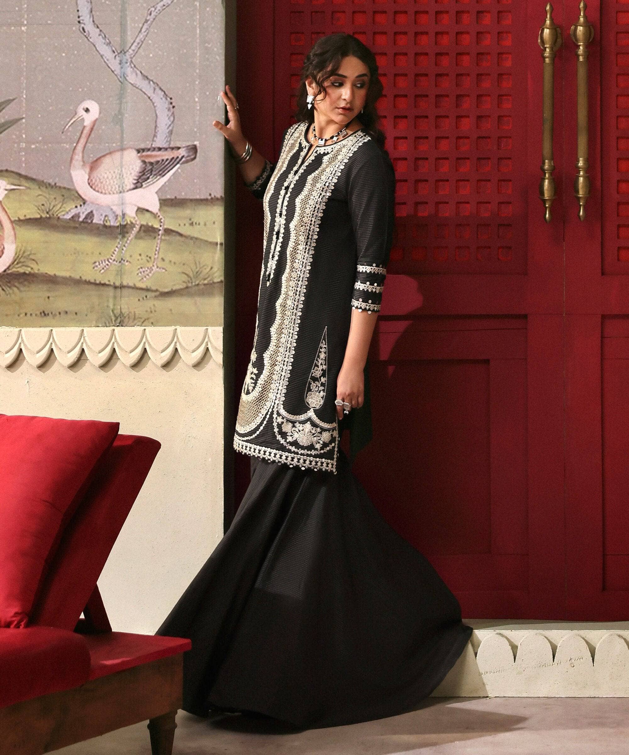 Sapphire Fall Winter 25/Embroidered Zari Khaddar Suit/0U2TEST25V88