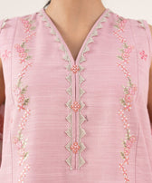 img_sapphire_winter_awwal_boutique