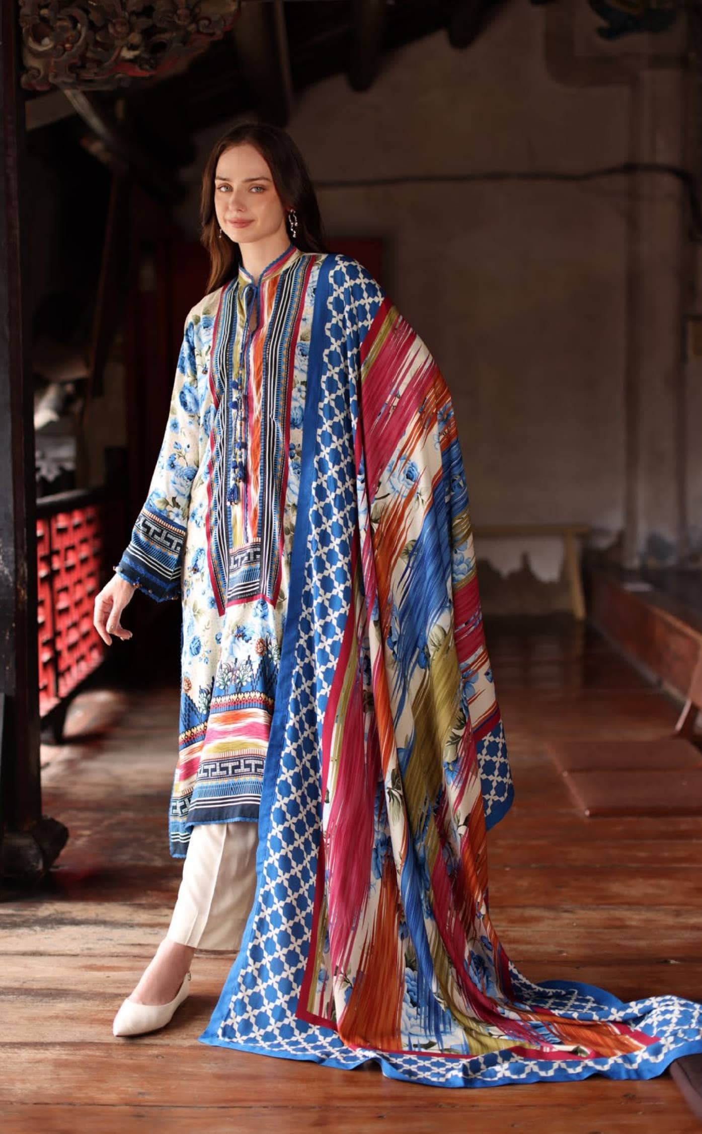 img_gul_ahmed_winter_awwal_boutique