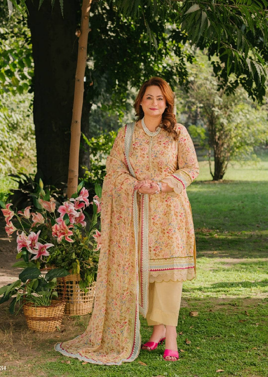 img_gul_ahmed_mothers_collection_awwal_boutique
