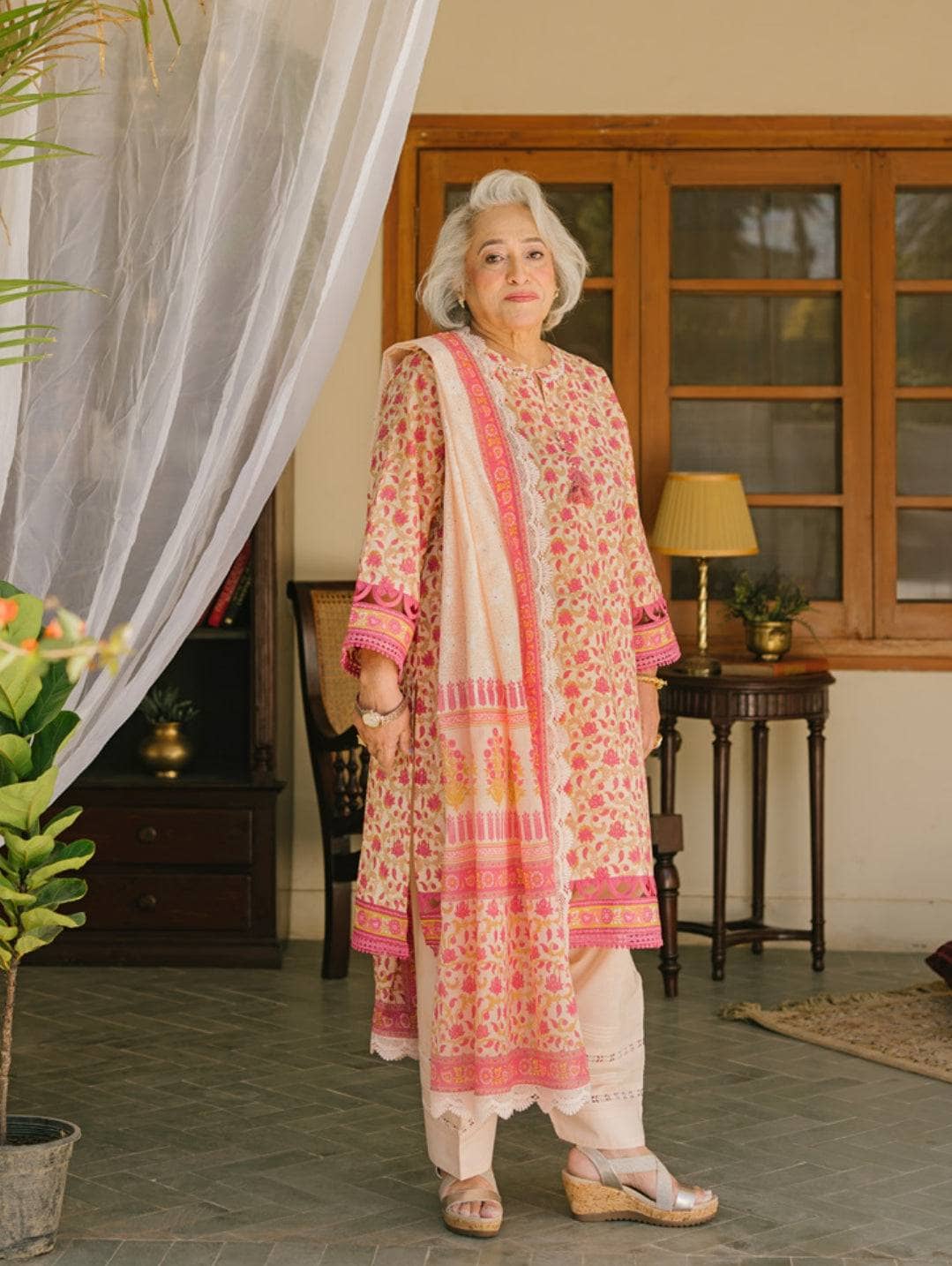 img_gul_ahmed_mothers_collection_awwal_boutique