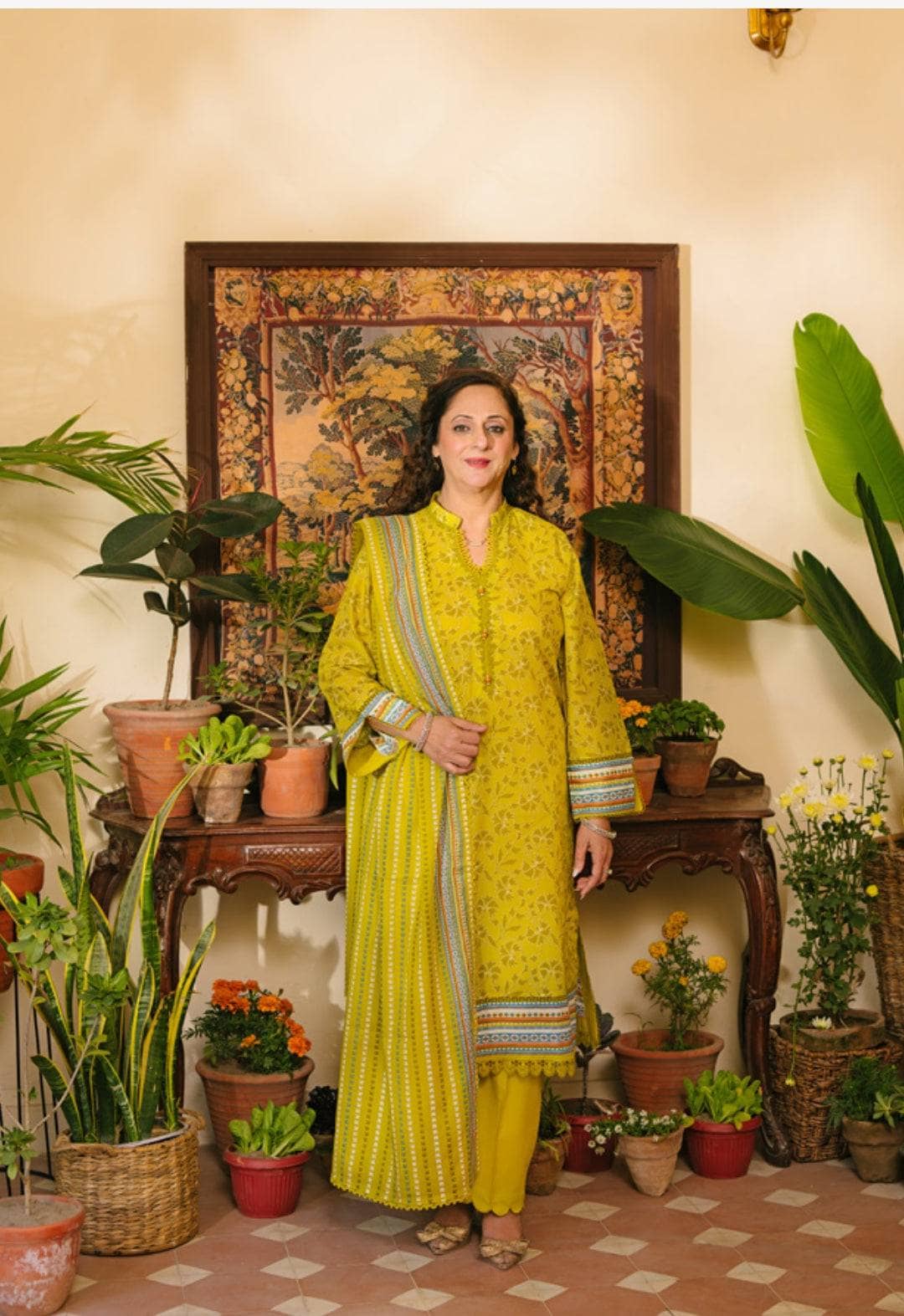 img_gul_ahmed_mothers_collection_awwal_boutique