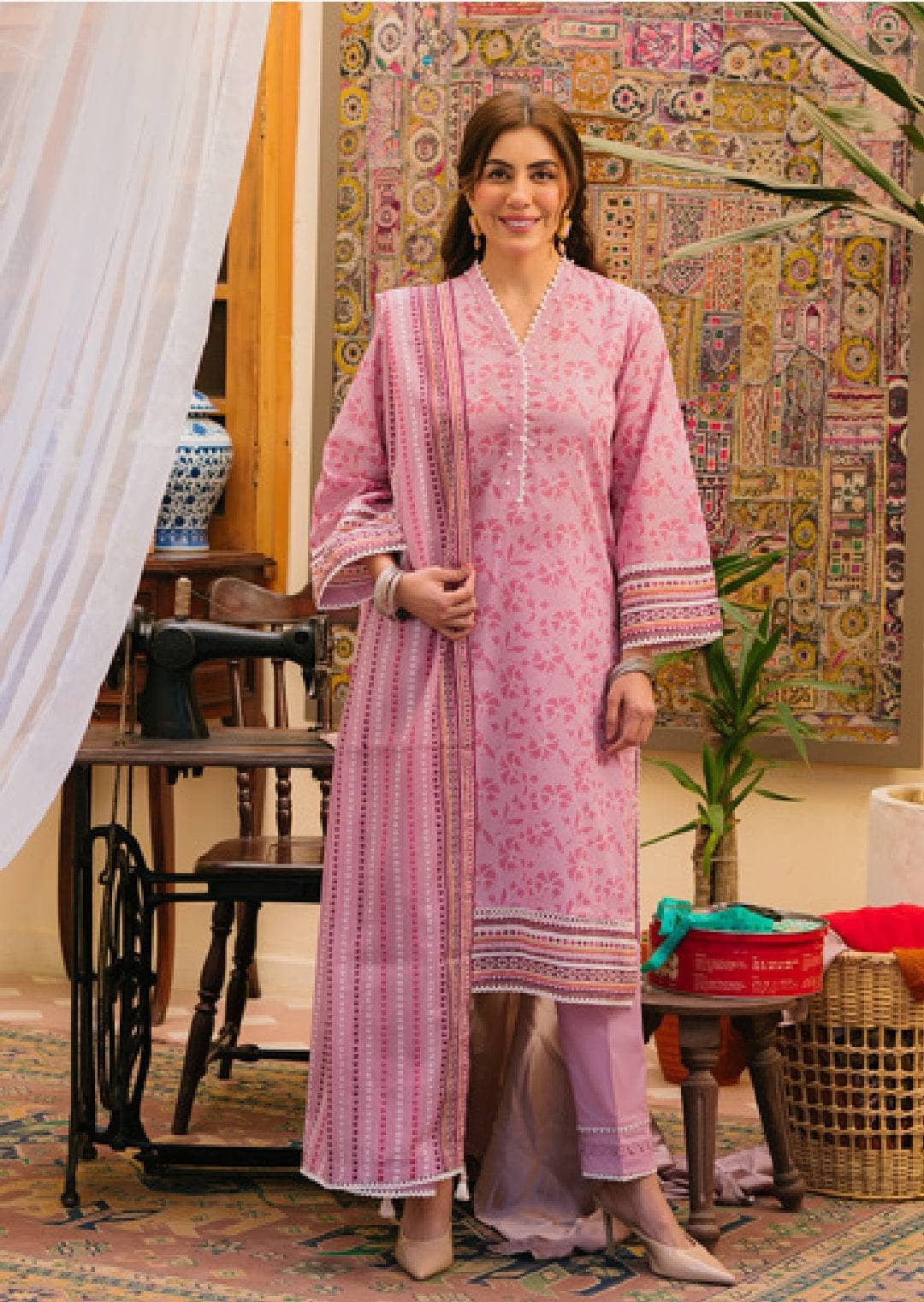 img_gul_ahmed_mothers_collection_awwal_boutique