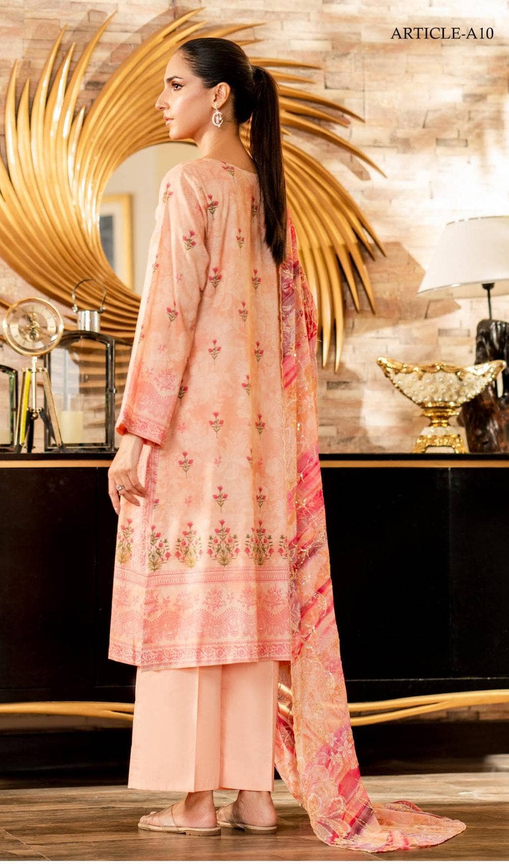 img_gul_jee_lawn_awwal_boutique