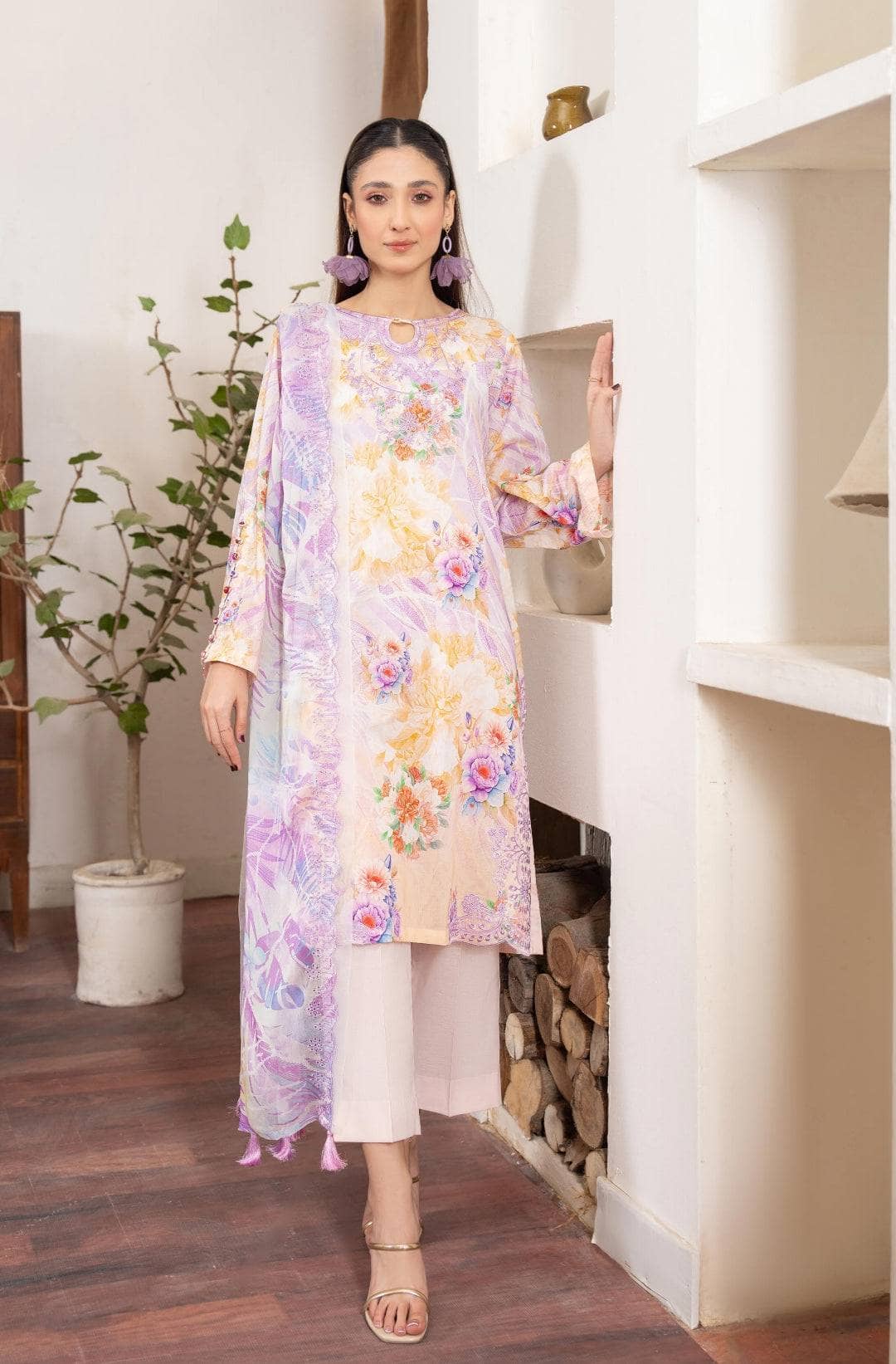 img_guljee_mishaal_lawn_awwal_boutique