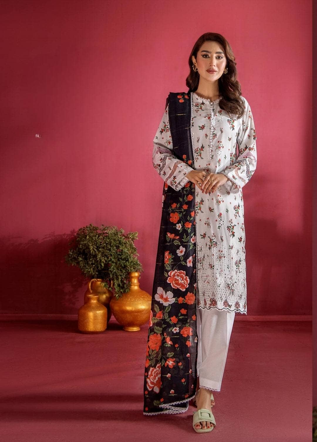 img_guljee_evelyn_awwal_boutique