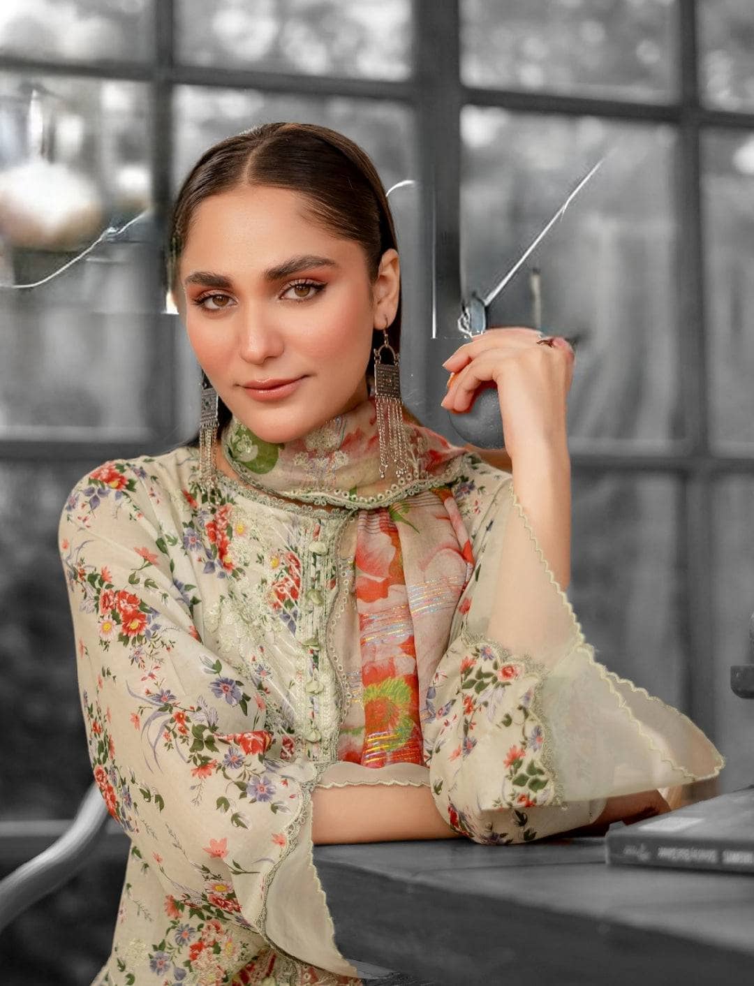 img_guljee_rang_e_haya_awwal_boutique