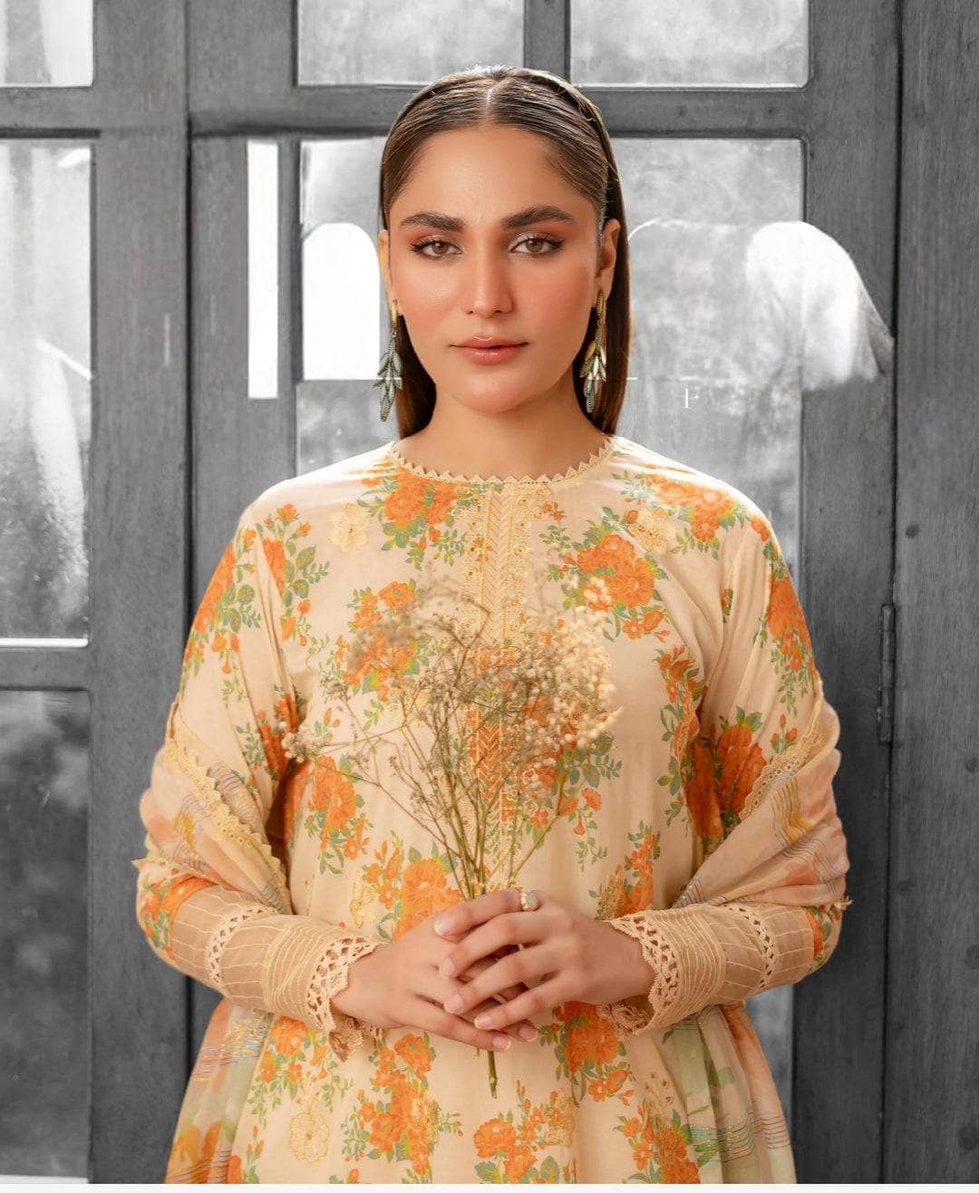 img_guljee_rang_e_haya_awwal_boutique