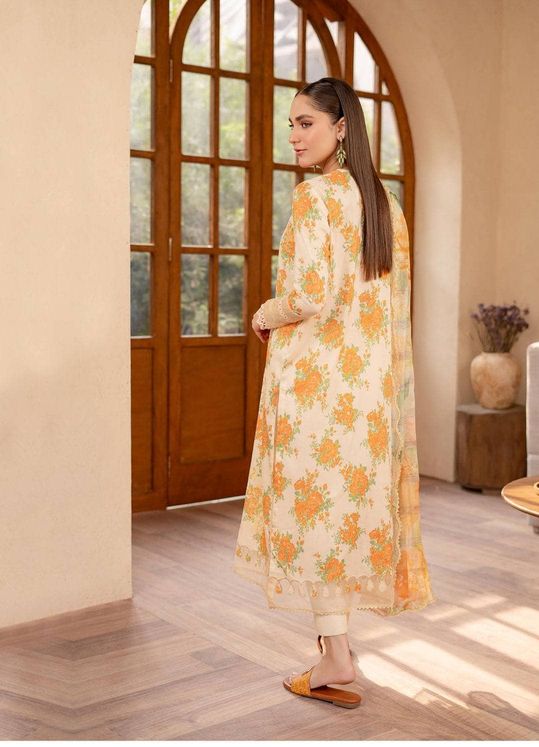 img_guljee_rang_e_haya_awwal_boutique