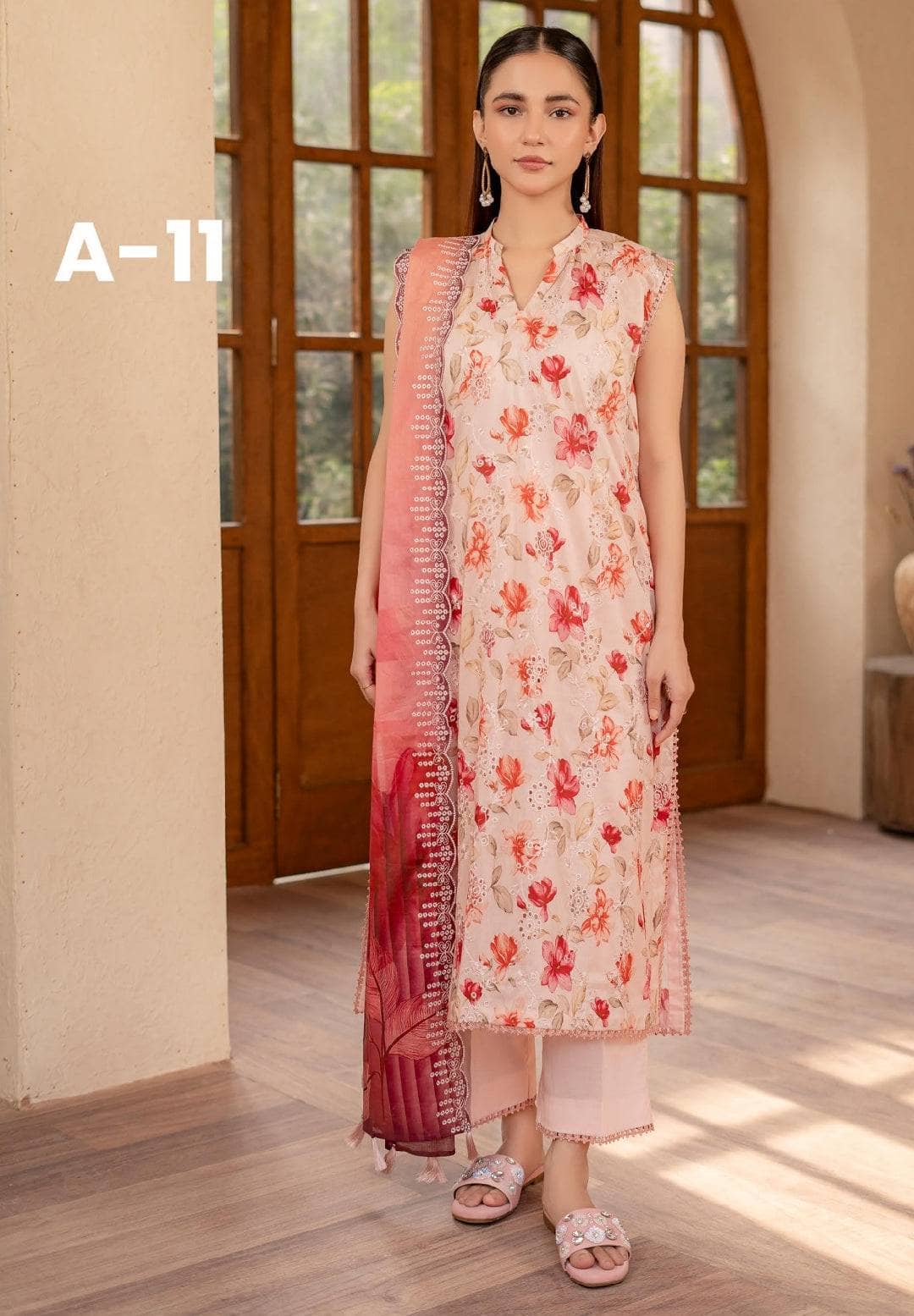 img_gul_jee_lawn_awwal_boutique