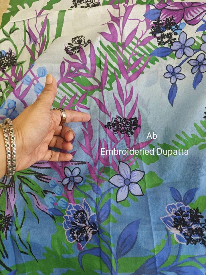 img_gul_jee_mahajal_lawn_awwal_boutique