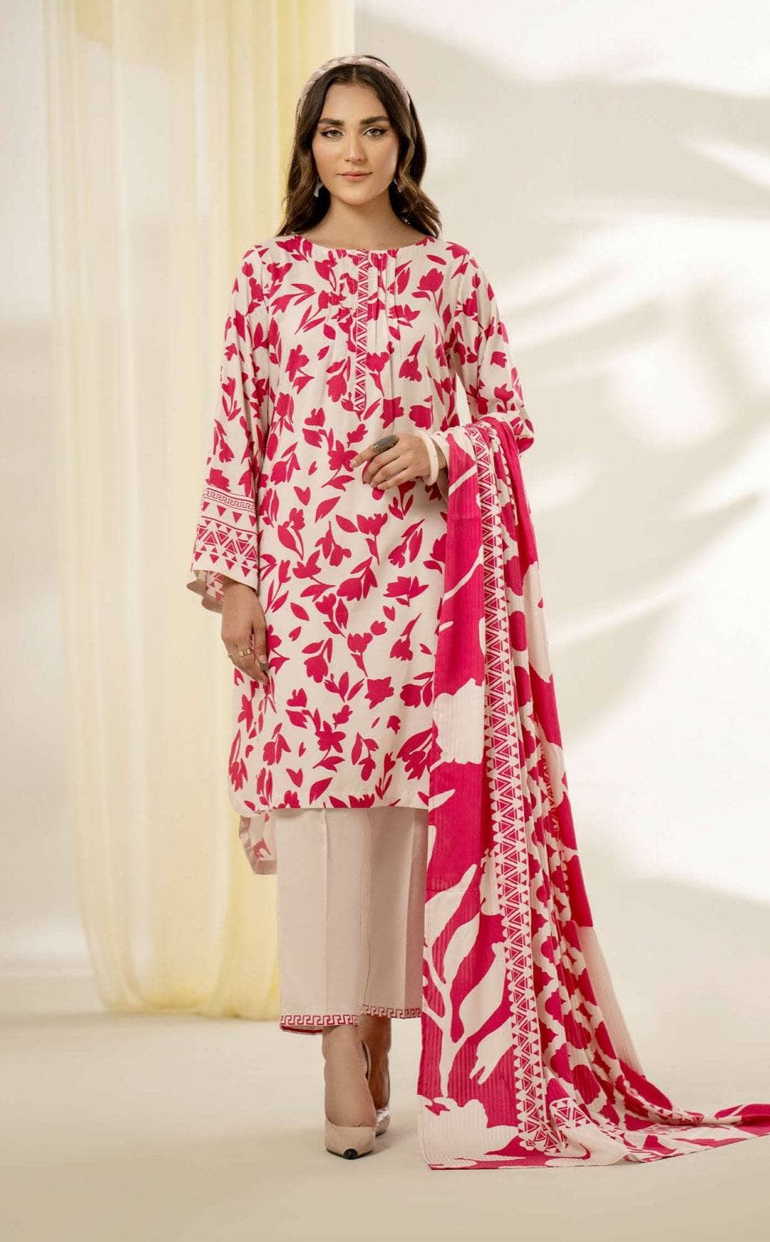 img_selene_by_guljee_linen_awwal_boutique