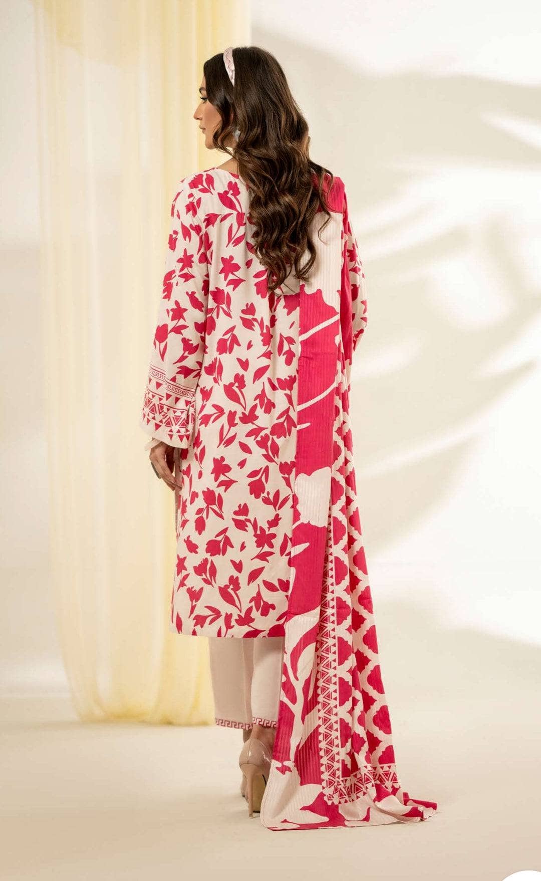 img_selene_by_guljee_linen_awwal_boutique